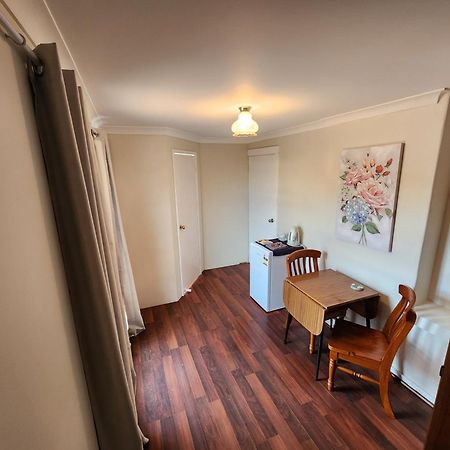 Roseneath Cottage Northam Extérieur photo